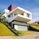 Brazil House by Westphal & Kosciuk Architects