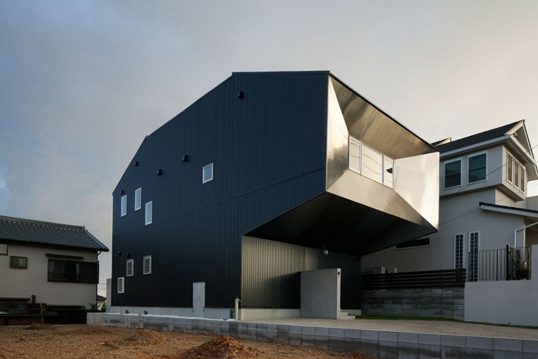 1-house-studio-sklim