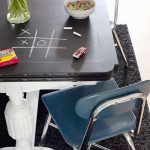 Tic-tac-toe on the table