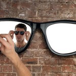 Wall mirror in a funky style of Thabto