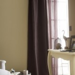 Beige walls in the interior