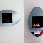 Mirrored fireplace in the interior
