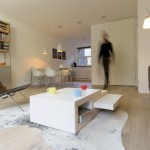 Very functional table with a set of shelves