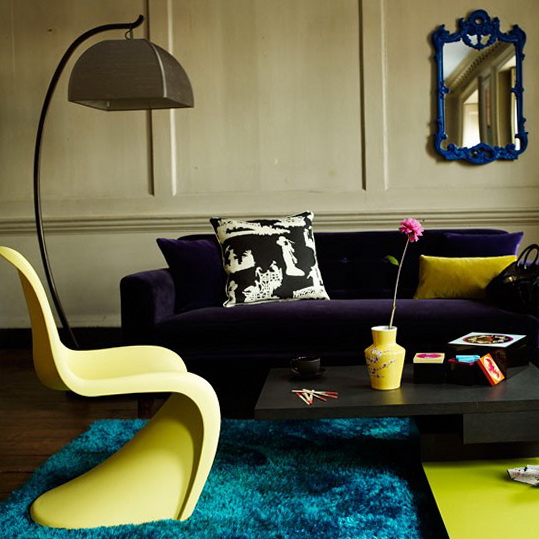 7-сomfortable-modern-living-rooms-Contemporary-lime-green-accents