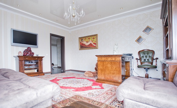10-old carpet