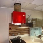Built-in exhaust hood